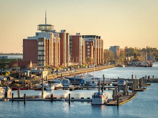 Blick auf die Südseite des Großen Hafens