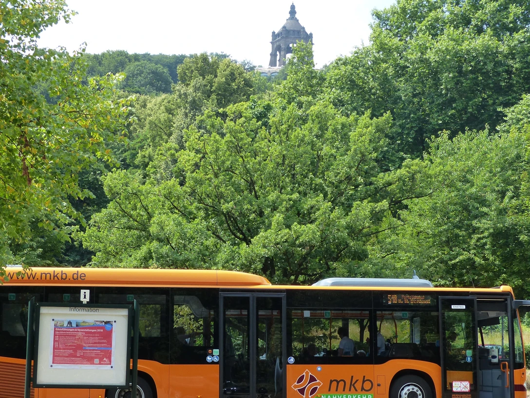 Porta Westfalica Bus-Shuttle Kaiser-Wilhelm-Denkmal Touristikzentrum Westliches Weserbergland Porta Westfalica Bus-Shuttle Kaiser-Wilhelm-Denkmal Touristikzentrum Westliches Weserbergland