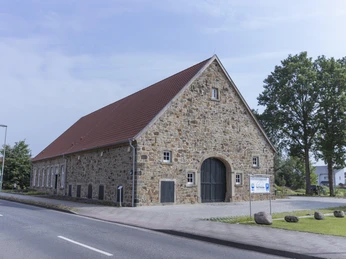 DEULA Außenansicht Straße