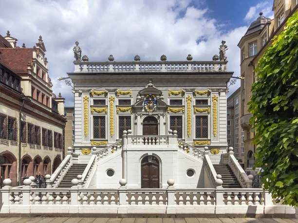 Alte Handelsbörse auf dem Naschmarkt - Sehenswürdigkeiten in Leipzig Blick auf die Alte Handelsbörse auf dem Naschmarkt nahe des Alten Rathaus, Messestadt, Kultur, Sehenswürdigkeiten, Geschichte