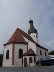 Auenkirche in Markkleeberg - Kirchen in der Leipzig Region Auenkirche in Markkleeberg, ältestes Gebäude des Ortes aus dem 12. Jahrhundert, Architektur, Religion, Leipziger Neuseenland