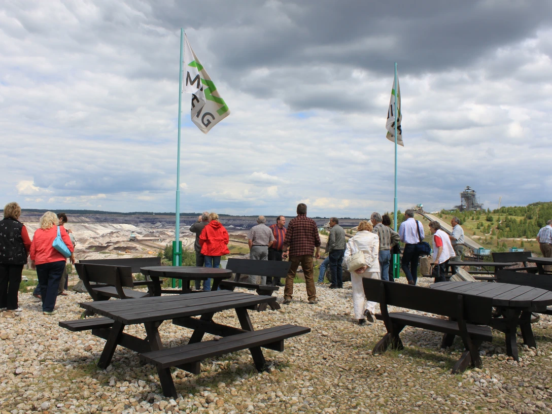 Tagebau Schleenhain Blick auf die Aussichtsplattform Schleenhain,