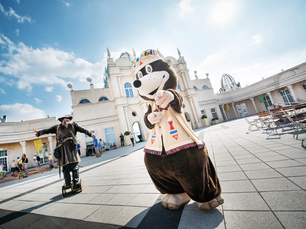 The mascot Mole Buddel in the Belantis Adventure Park, leisure facility, family, experience