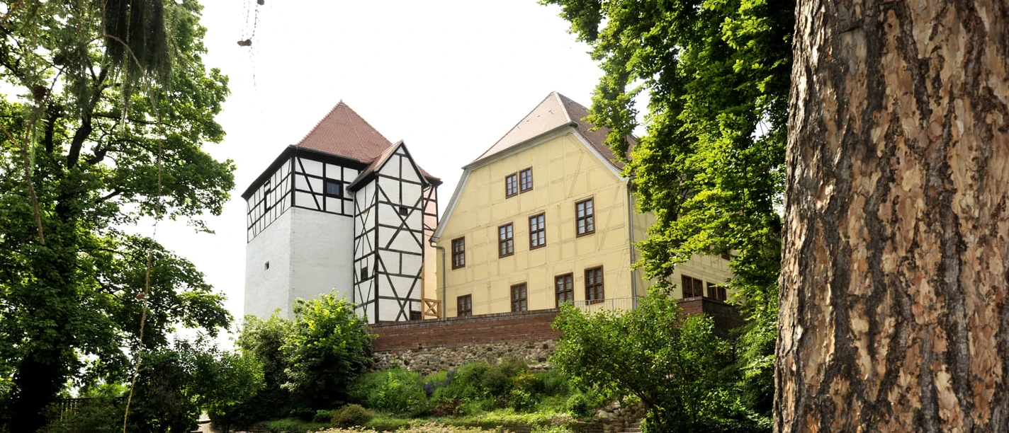 Burg Düben in Bad Düben - Sehenswürdigkeiten in der Leipzig Region Blick auf die Burg Düben in Bad Düben, welche das Landschaftsmuseum der Dübener Heide beherbergt.
