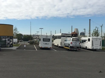 Wohnmobilstellplatz Parken "Am Goldstück" Leipzig © 4S BusPort GmbH