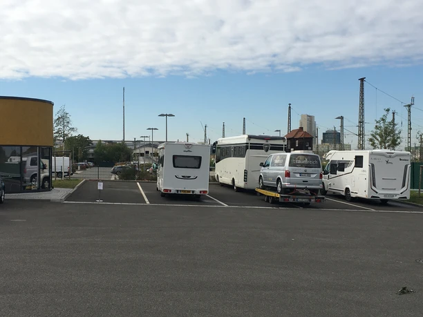 Wohnmobilstellplatz Parken "Am Goldstück" Leipzig © 4S BusPort GmbH