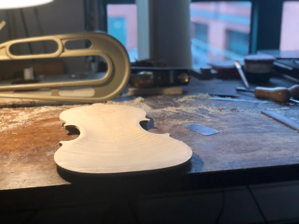 Clement Geigenbau Werktisch - Regionale Produkte aus Leipzig