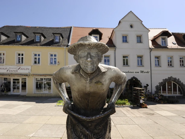 Sackhupper fountain in Dahlen