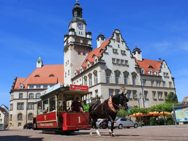 Döbelnská radnice a koněspřežná železnice