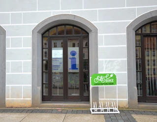 Nabíjecí stanice pro elektrokola v Torgau © S. Jendrossek