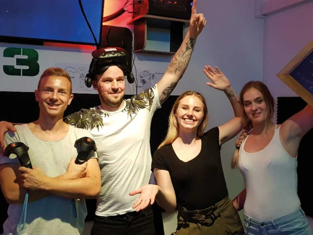 VR Escape Room