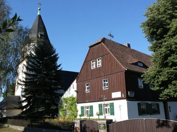 Steinarbeiterhaus und Kirche Hohburg Lossatal