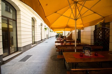 Hof der Handwerkerpassage - Architektur der Höfe und Passagen in Leipzig