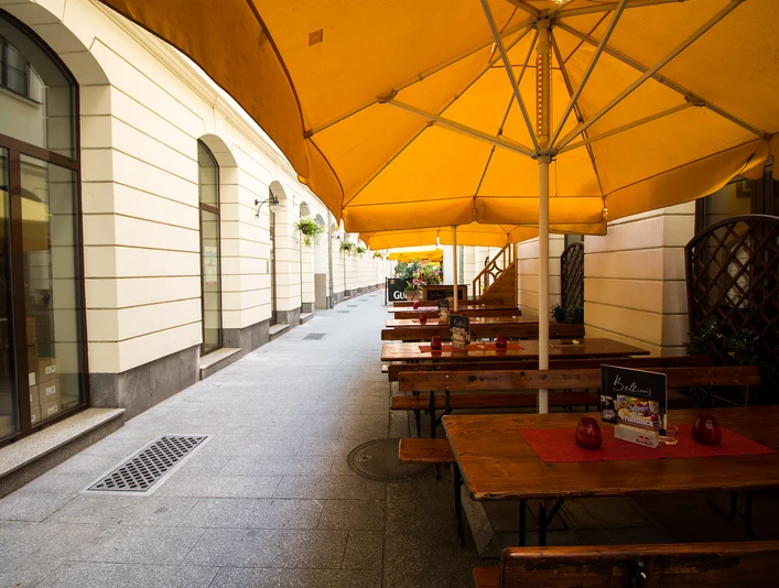 Hof der Handwerkerpassage - Architektur der Höfe und Passagen in Leipzig