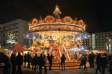 Historisches Karussell im Salzgässchen - Weihnachtliches Leipzig
