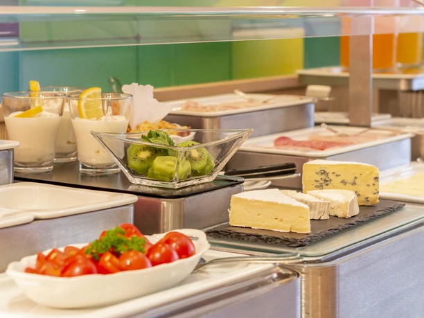 Buffet du petit-déjeuner à l'hôtel Markgraf - Hébergement à Leipzig