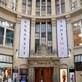 Kabarett-Theater SanftWut - Bühnen in Leipzig Blick auf den Eingang zum Kabarett Theater Sanftwut in der berühmten Mädlerpassage die repräsentativ für die besondere Architektur der Leipziger Innenstadt ist und in der sich auch Auerbachs Keller befindet, Kultureinrichtung, Schauspiel