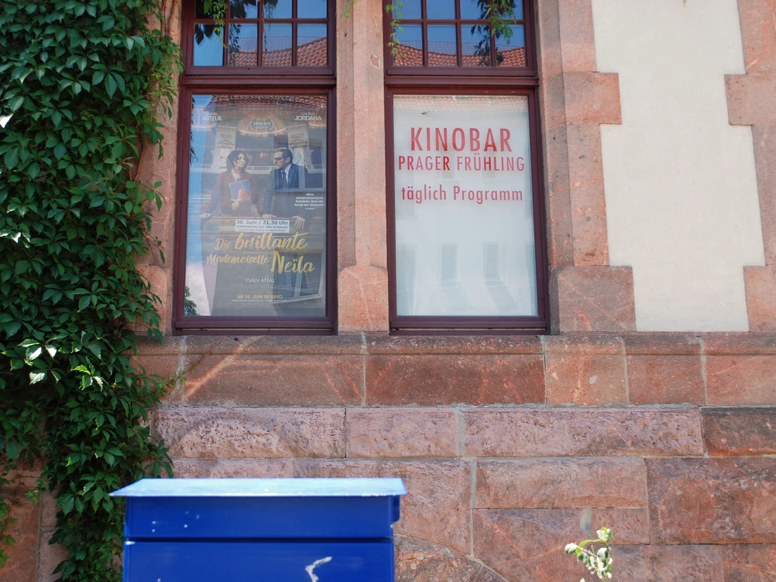 Kinobar Prager Frühling im Leipziger Süden - Kinos in Leipzig