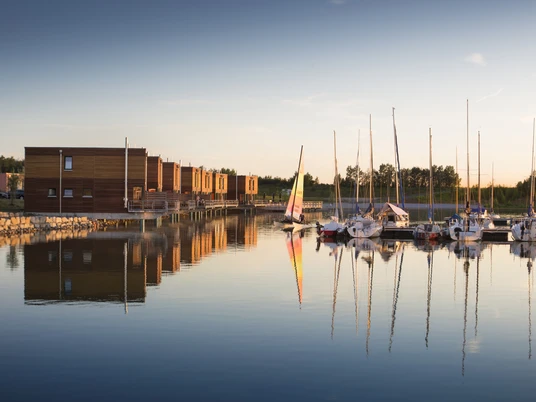 Stimmung am Stoermthaler See (LAGOVIDA Ferienresort)