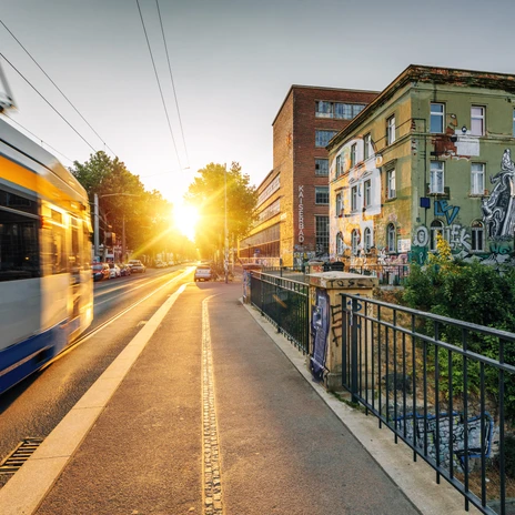 Tram der Leipziger Verkehrsbetriebe in Plagwitz