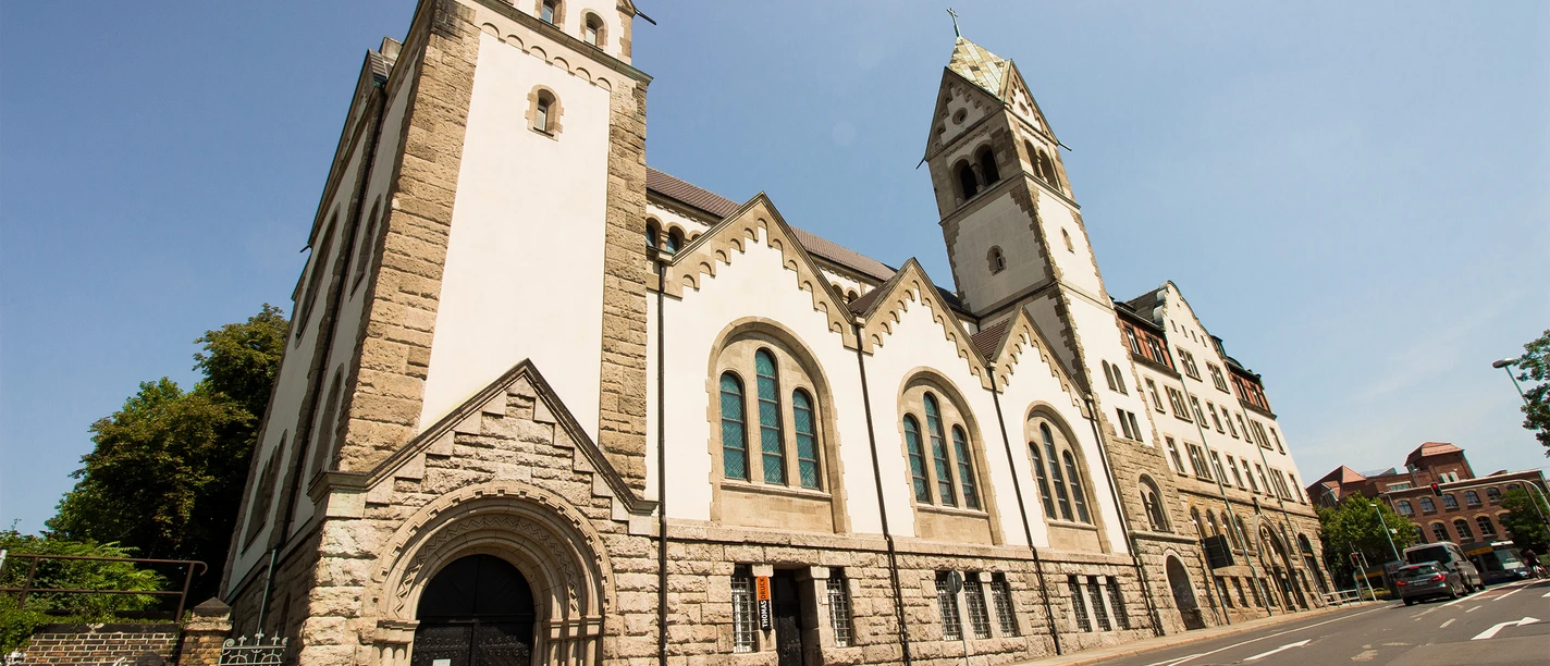 Liebfrauenkirche in Lindenau - Kirchen in Leipzig