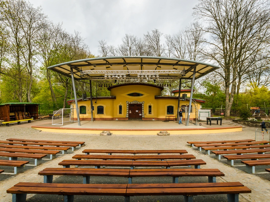 Parkbühne Geyserhaus