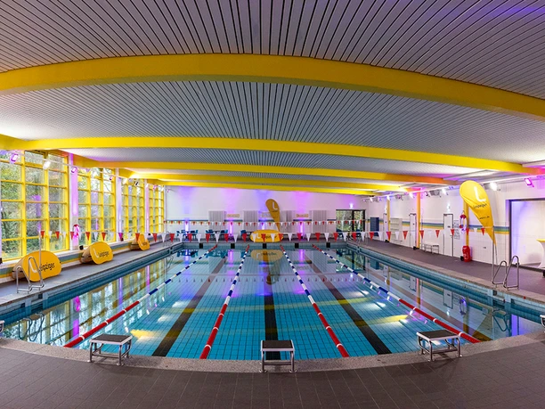 Schwimmhalle Mitte - kryty basen w Lipsku