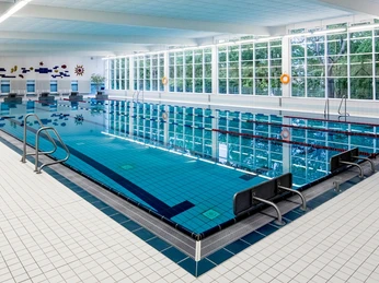 Schwimmhalle Südost - Hallenbäder in Leipzig