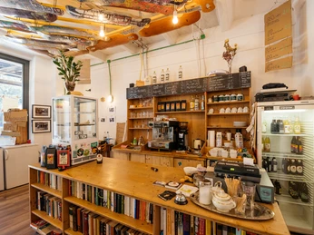 Shredderei, Café-Tresen