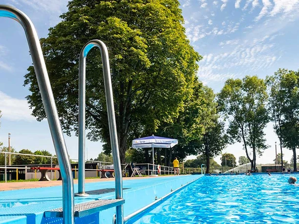 Sommerbad Südost - Freibäder in Leipzig