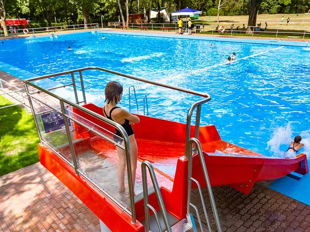 Sommerbad Südost - venkovní bazén v Lipsku