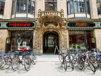 Eingang Steibs Hof - Architektur der Höfe und Passagen in Leipzig