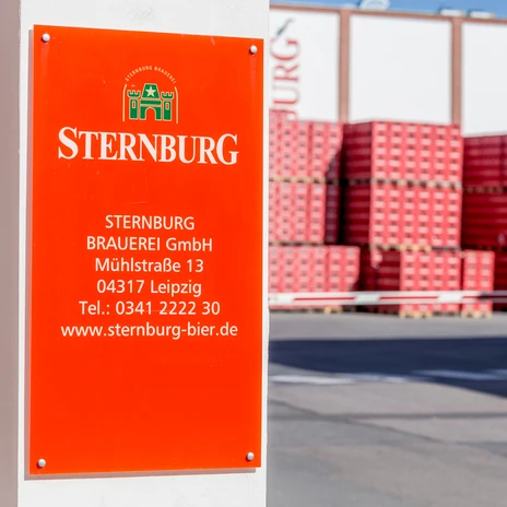 STernburg Brewery, entrance sign Close-up