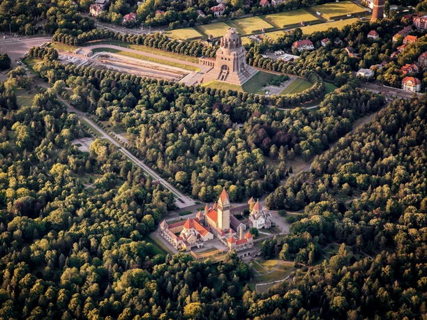 Jižní hřbitov a památník bitvy národů - Památky v Lipsku