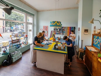 Suse liebe Suse, Blick auf Tresen