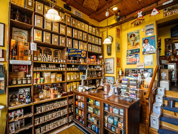 Tee Contor, Kassenbereich