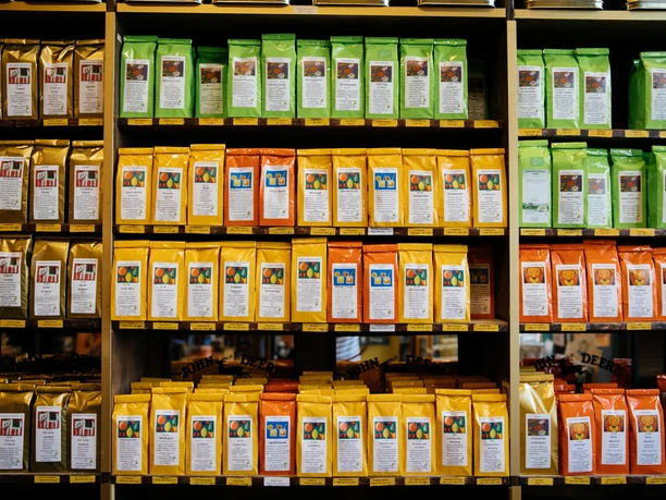 Tee Contor, Tee-Regal