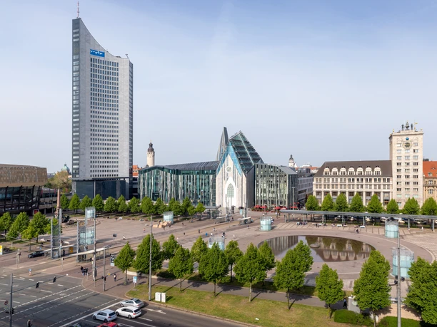 Augustusplatz mit Universität Leipzig