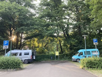 Pole kempingowe w strefie uzdrowiskowej Bad Düben