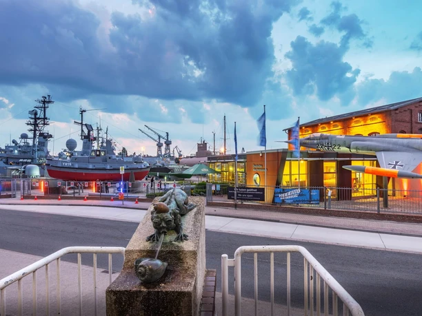 Deutsches Marinemuseum abends