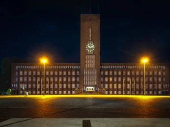 Rathaus Wilhelmshaven abends
