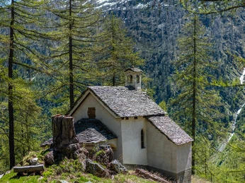 brukapelle_1.jpg Aussenansicht Kapelle Maria BruExterior view of Maria Bru ChapelVue extérieure de la chapelle Maria Bru