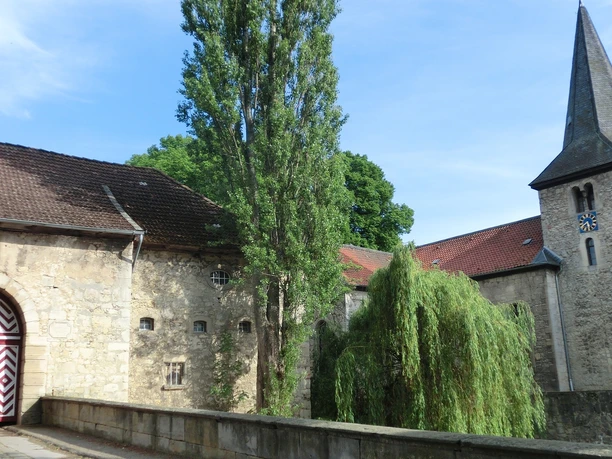 Wasserburg und St. Remigius Wasserburg und St. Remigius