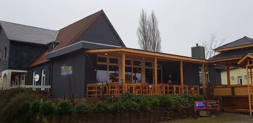 Restaurant_ToGao_Hemmoor_Eingang_mit Terrasse_BR_SG_Hemmoor.jpg
