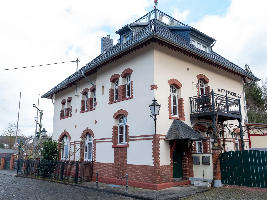 Bahnhof Witterschlick