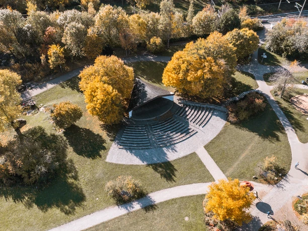 KTM Muschel @Tourist-Info.jpg