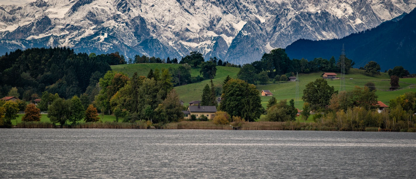 Riegsee mit Bergen@Thomas Rychly (1).jpg