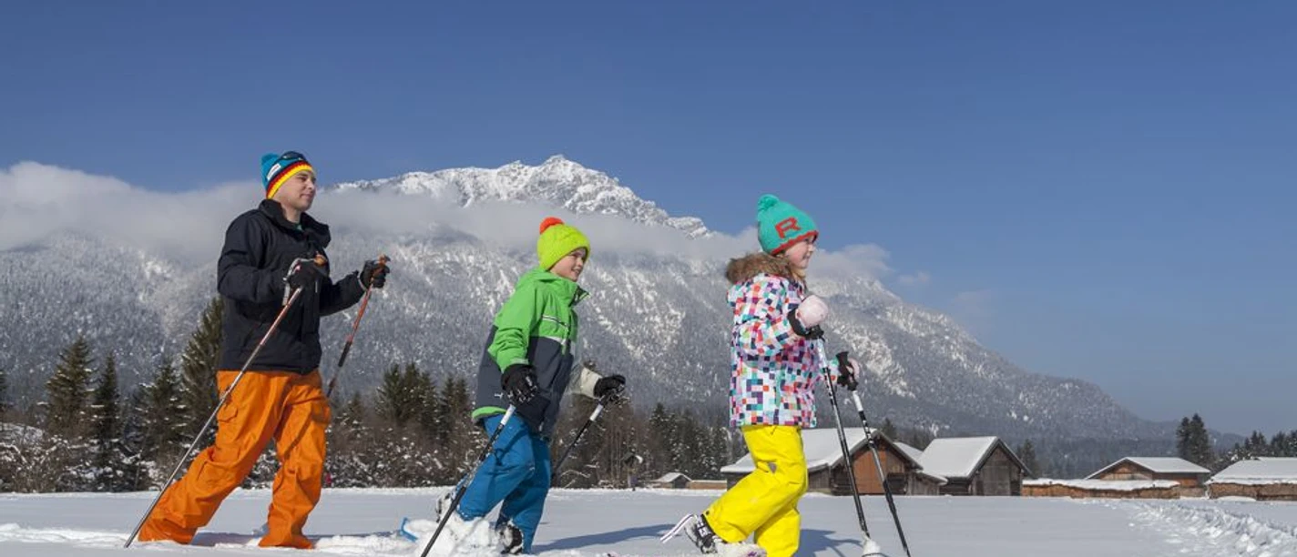 Schneeschuhwandern©Tourist Information Grainau –C Bäck (2).jpg