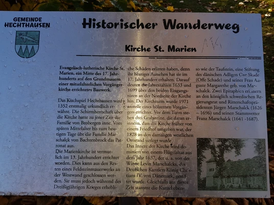 Historische_OsteDeichroute_Infoschild_Kirche_St_Marien_Hechthausen_BR_SG_HEmmoor.jpg