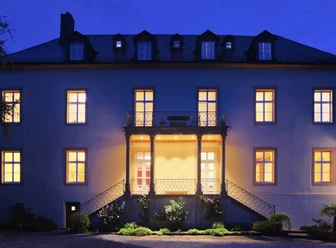 schloss-landau